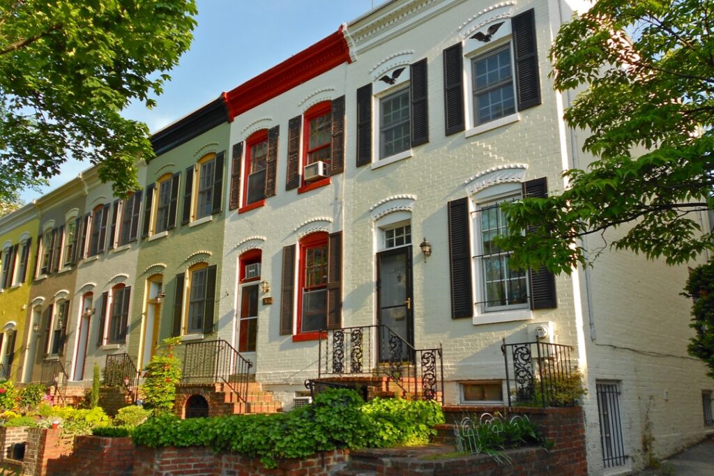 Strategy for Buyers: Living and Renting in a Multi-Family Property